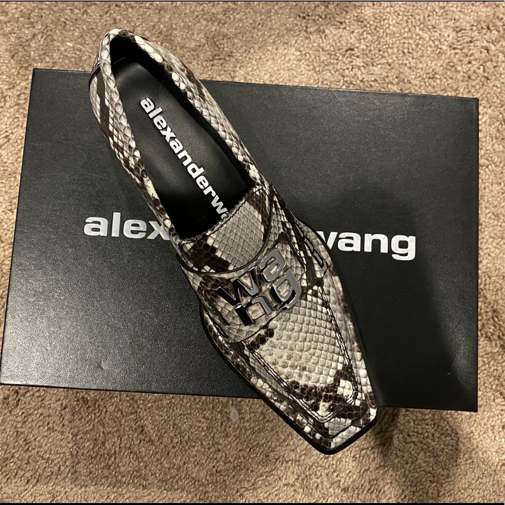 Alexander Wang Snake-effect Leather Pumps - Picture 6 of 8